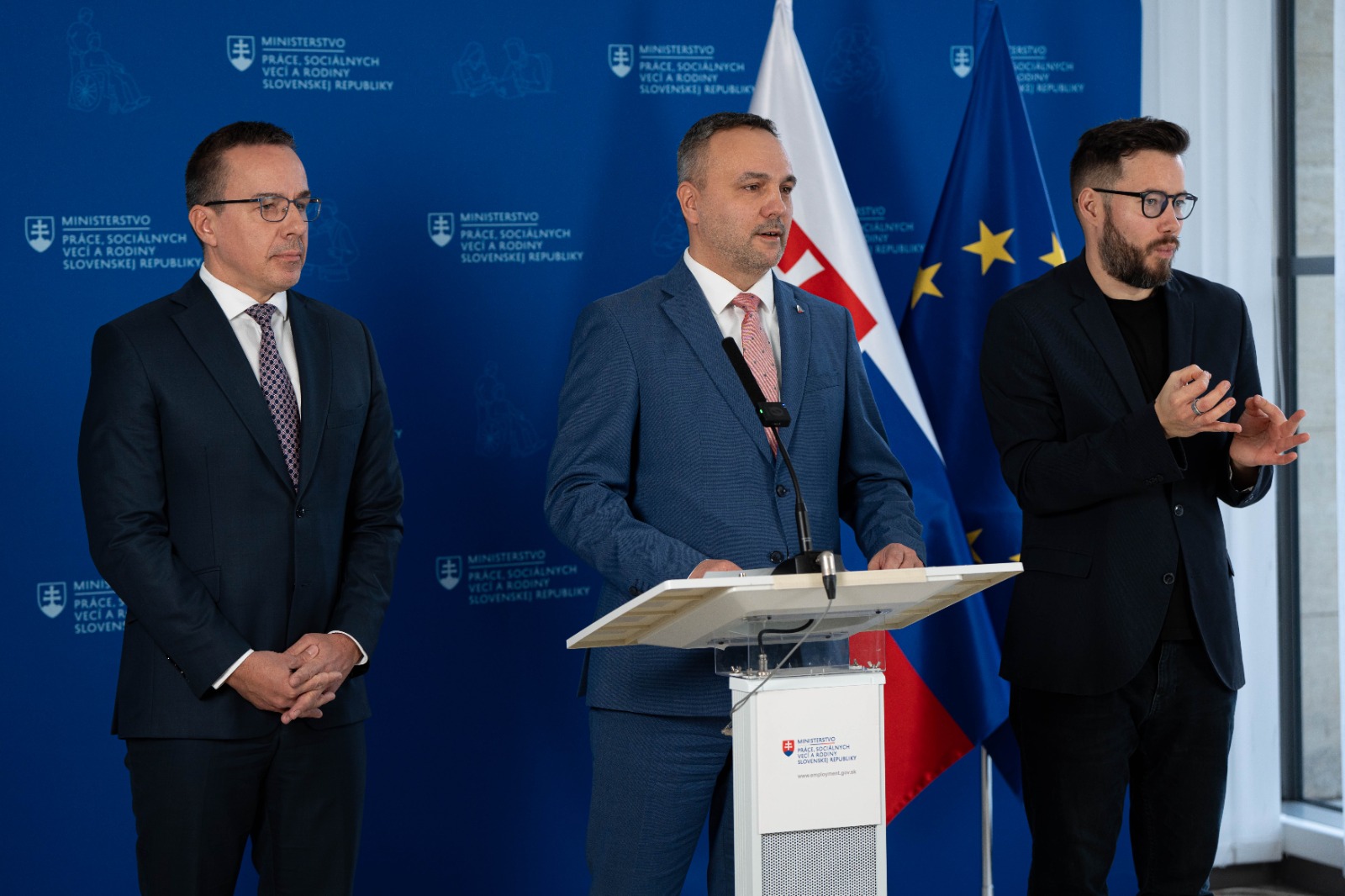 2024 12 17 generalny riaditel socialnej poistovne pocas tlacoveho brifingu | WebJET CMS