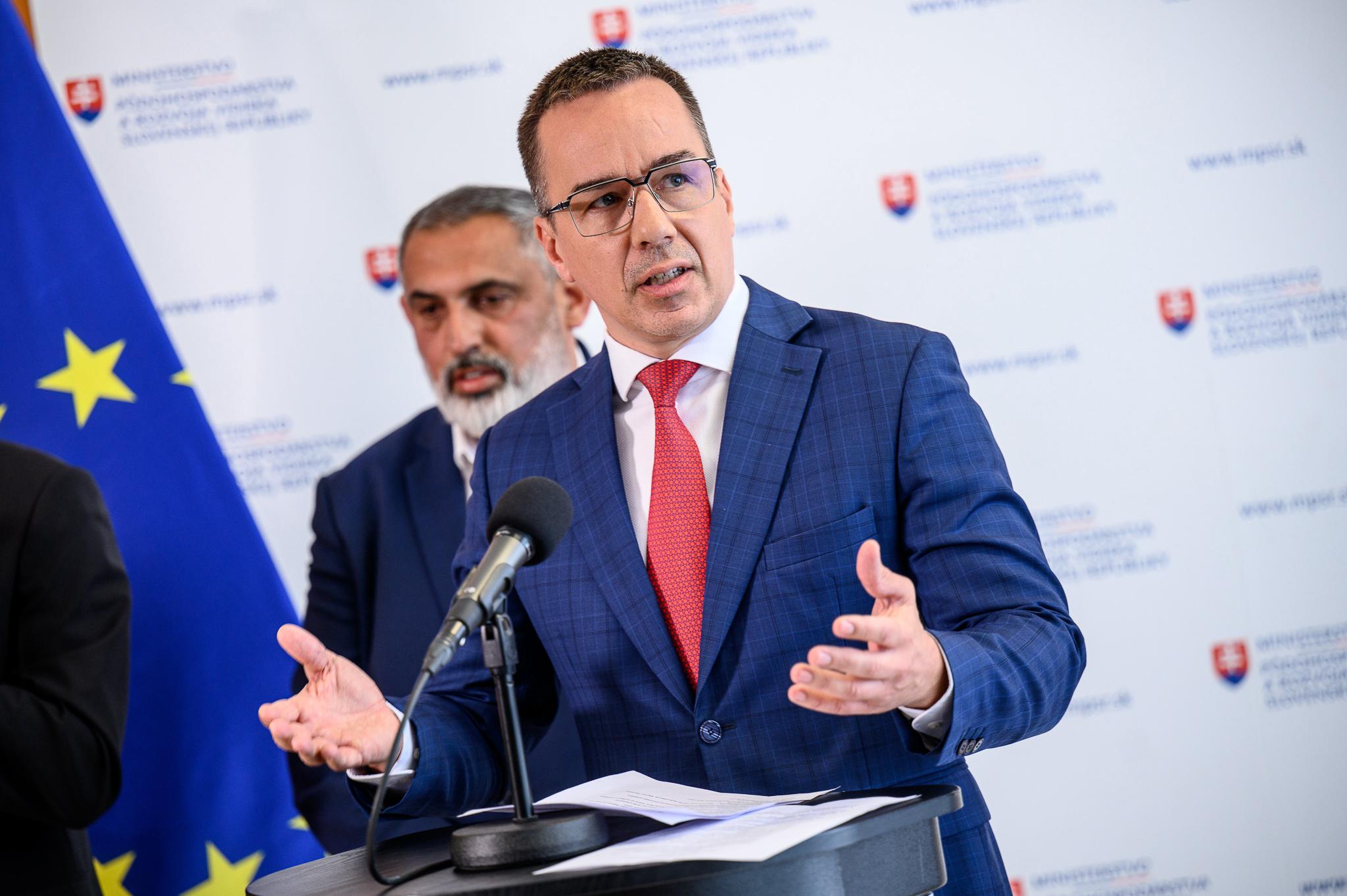 foto mpsvr praca namiesto davok 3 | WebJET CMS