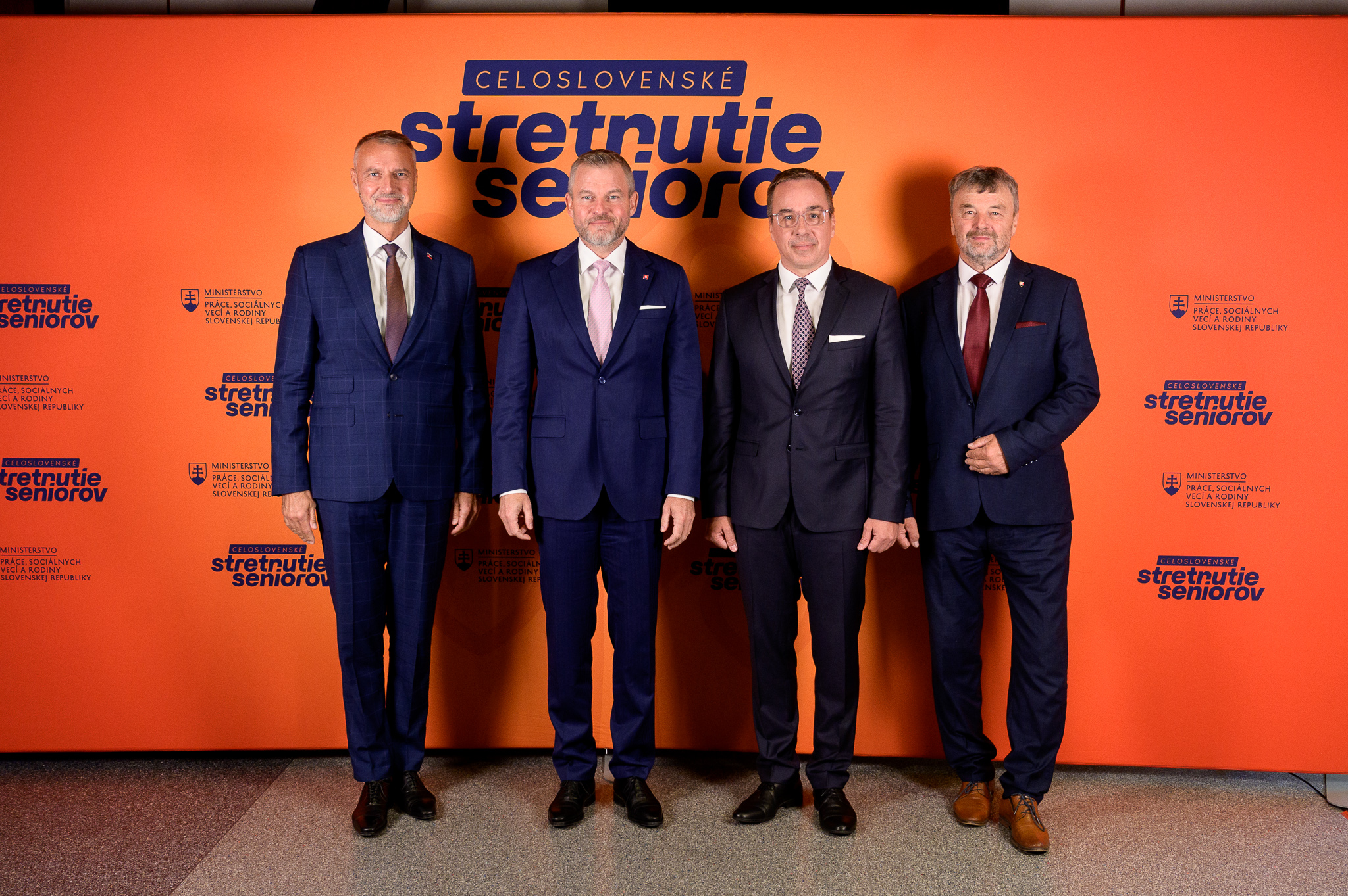 predseda nr sr richard rasi prezident sr peter pellegrini minister prace socialnych veci rodiny sr erik tomas predseda jednoty dochodcov slovensku jozef tokar | WebJET CMS Predseda NR SR Richard Raši, Prezident SR Peter Pellegrini, Minister práce, sociálnych vecí a rodiny SR Erik Tomáš, Predseda Jednoty dôchodcov na Slovensku Jozef Tokár